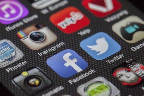 De sociale medier bliver udnyttet af falske nyheder