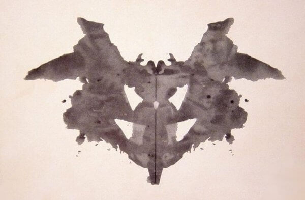 en af figurerne fra Rorschach testen