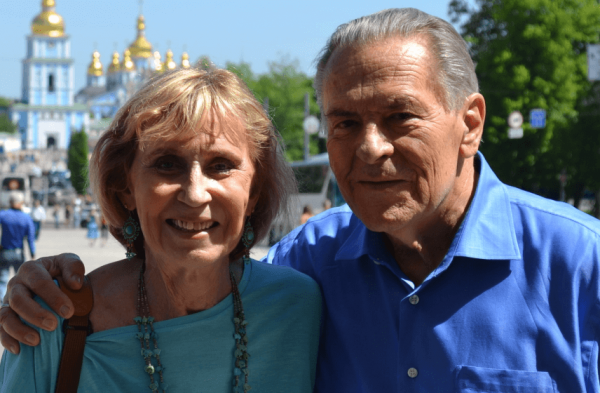 Christina Grof stod ofte i skyggen af sin mand, Stan Grof