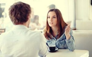 At lytte uden empati: Manglende følelsesmæssig tilknytning