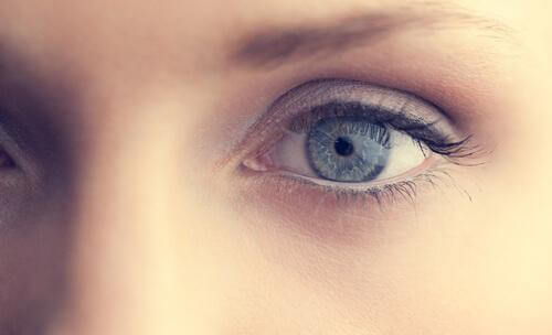 En kvindes øjne