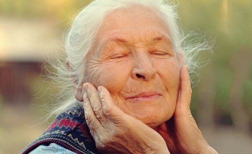 At kunne regulere følelser som ældre: Nøglen til velvære