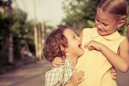 Søskendeforhold: Fakta om forhold mellem søskende