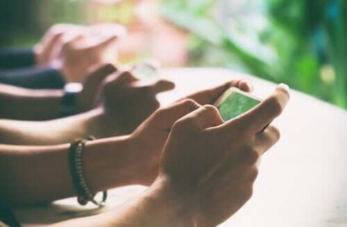 Digital detox: Forbindelse til den virkelige verden