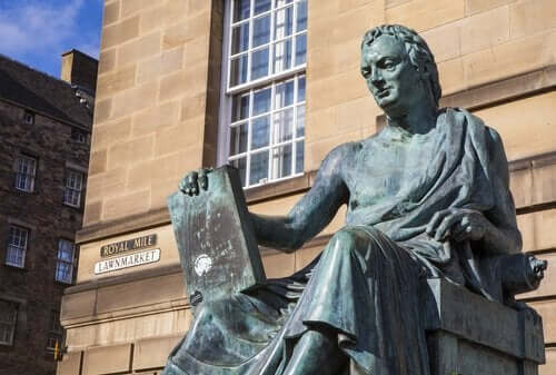 Statue af David Hume