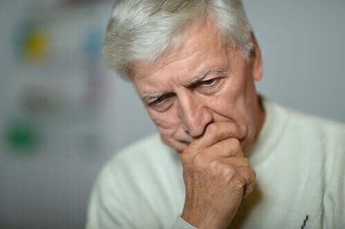 bekymret mand symboliserer depression hos ældre