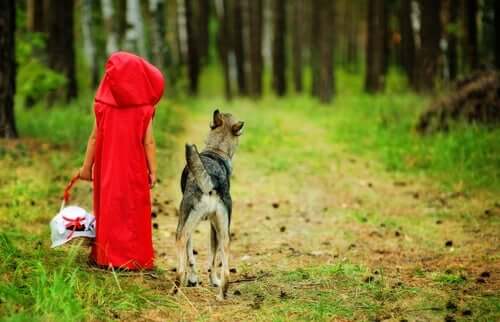 Derfor er ulven i Den lille rødhætte ikke slem