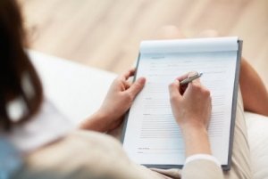 Svære relationer: Sådan genfortolker du din fortælling