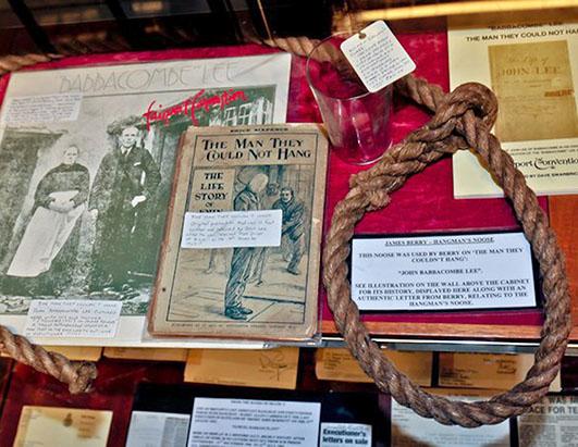 Eksempler på murderabilia