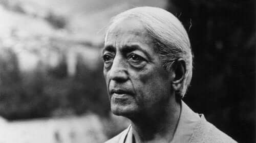 Billede af den modne Jiddu Krishnamurti