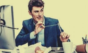 Folk, der får et adrenalinsus af at udskyde ting