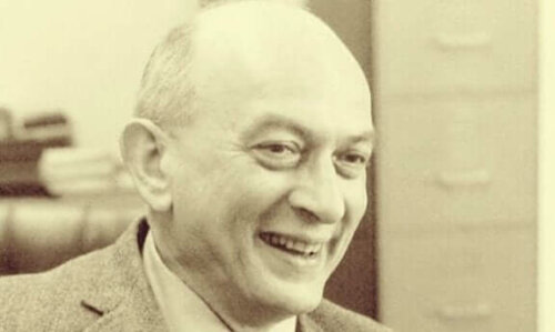 Solomon Asch: En af pionererne i socialpsykologi