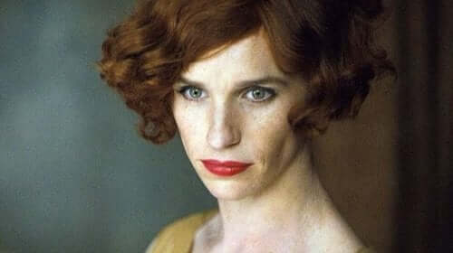 Mand klædt som kvinde oplever kønsdysfori