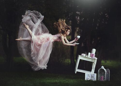 Feer og hekse: Kvindelige stereotyper i eventyr