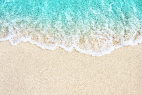 Bølger på en strand