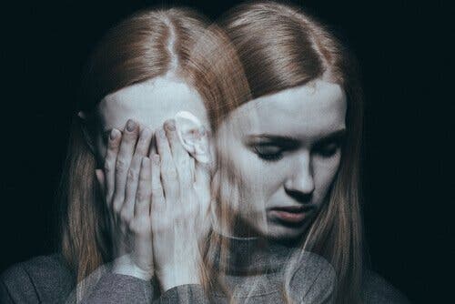 Paranoid psykose: Symptomer og behandling