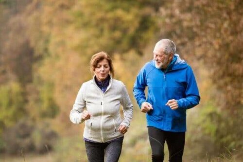 Par, der motionerer for at blive gamle sammen