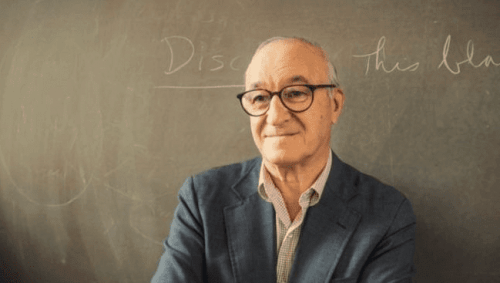 Professor ved tavle