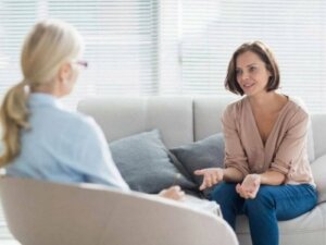 Terapi hos en psykolog eller medicin