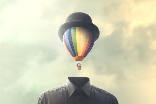 Luftballon som hoved over jakke