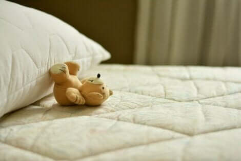Bamse på seng