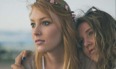 Veninder sidder tæt sammen