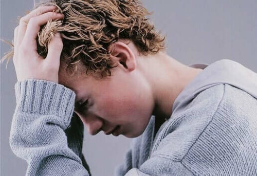 Trist ung fyr