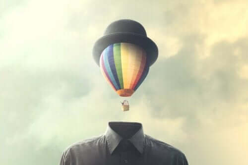 Luftballon med hat