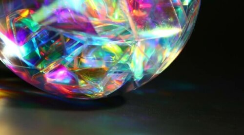 En farverig krystal