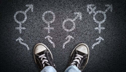 Person står over for forskellige mulige kønsidentiteter