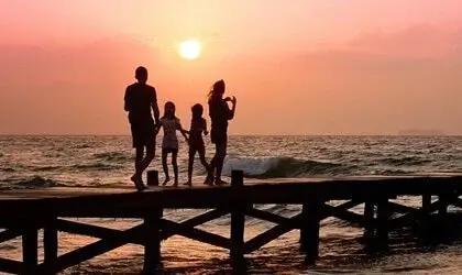 En tur på stranden kan forbedre familielivet