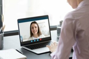 Psykologiske videokonsultationer: Telemedicin inden for mental sundhed
