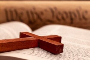 Teofobi eller frygt for religion: Symptomer, årsager og behandling