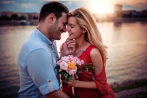 Hvornår er det rigtige tidspunkt at sige "jeg elsker dig"?