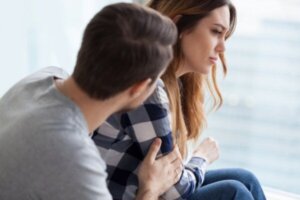 Sådan undgår du selvsabotage i relationer