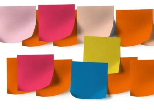Papirlapper i forskellige farver