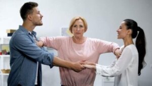 Din partners familie accepterer dig ikke: Hvad kan du gøre?