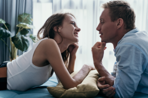 Hvordan typen af tilknytning og seksuel lyst er forbundet