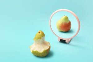 Hvordan man overvinder et forvrænget kropsbillede