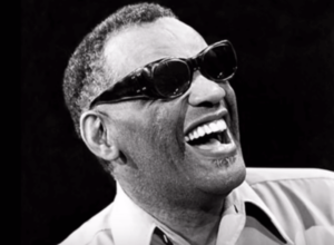 Ray Charles: Biografi af den legendariske amerikanske musiker