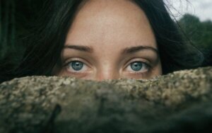 Hvad sker der i din hjerne, når livet udspiller sig for øjnene af dig?