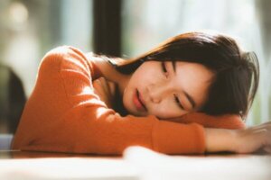 Forskellene mellem selvmedfølelse og selvmedlidenhed