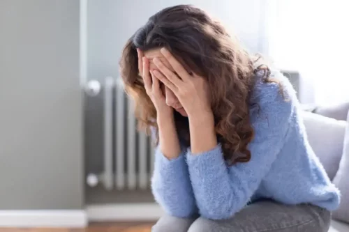 Frustreret kvinde er offer for stresslaxing