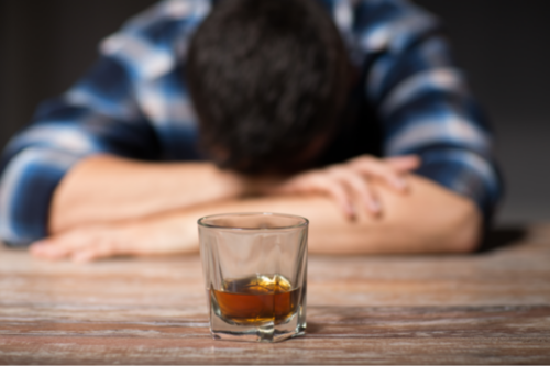 Aflivning af nogle af myterne om alkohol og cannabis